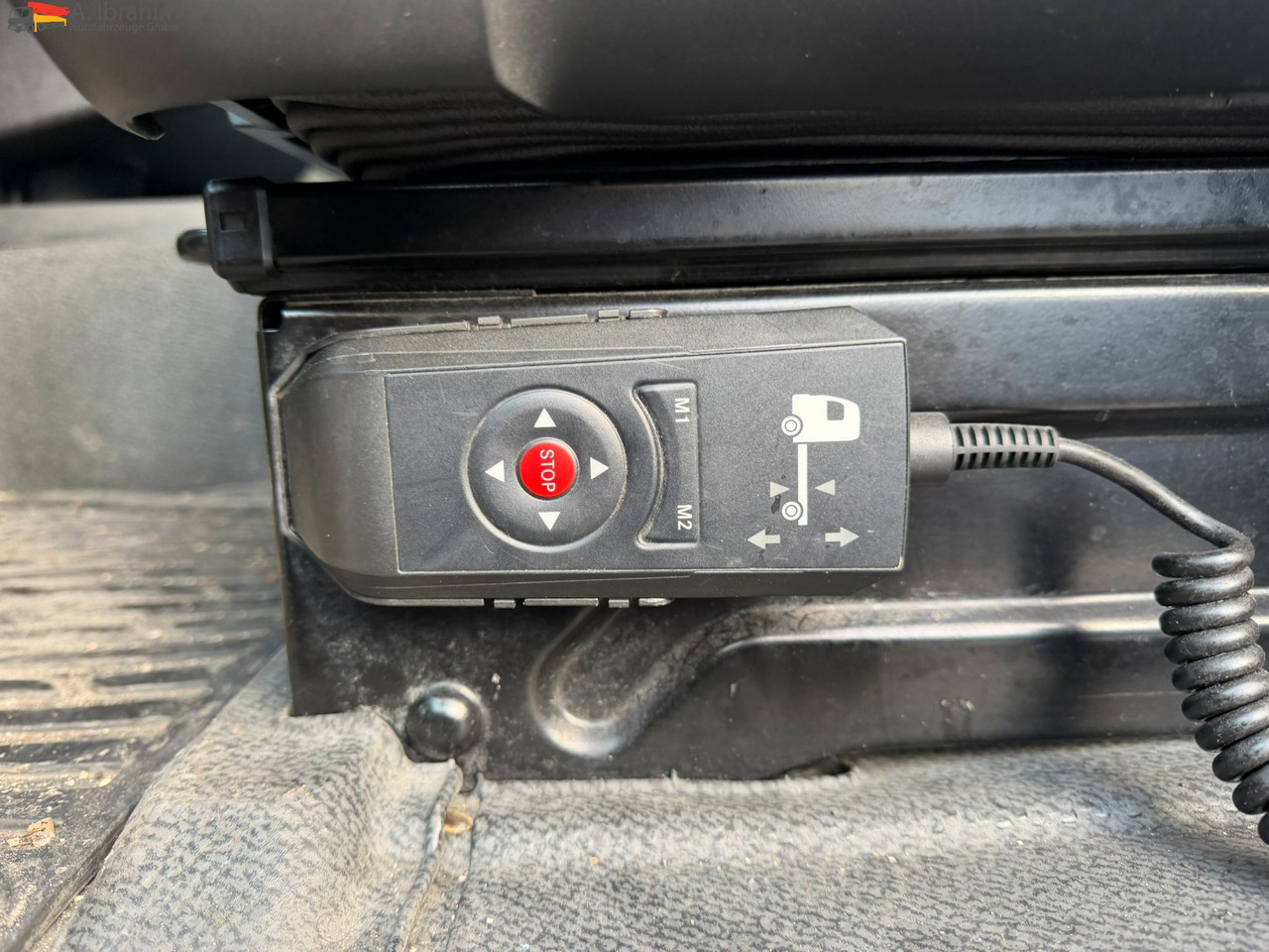 Mercedes-Benz Actros 1846LS Streamspace | Retarder | Euro 6d | Blatt Luft | Original Kilometer - Tracteur routier: photos 3 Mercedes-Benz Actros 1846LS Streamspace | Retarder | Euro 6d | Blatt Luft | Original Kilometer - Tracteur routier: photos 3