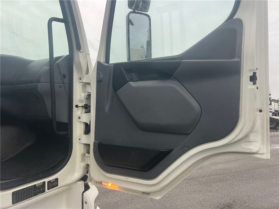 DAF LF 55.220 - crédit-bail DAF LF 55.220: photos 11 DAF LF 55.220 - crédit-bail DAF LF 55.220: photos 11