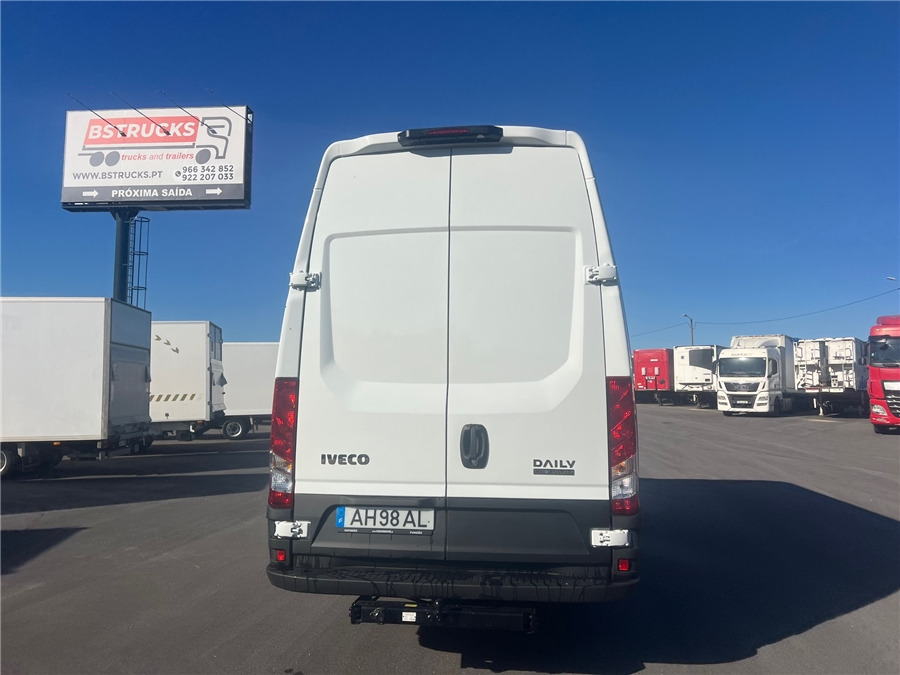 Iveco 35C16 - Fourgon utilitaire: photos 5 Iveco 35C16 - Fourgon utilitaire: photos 5