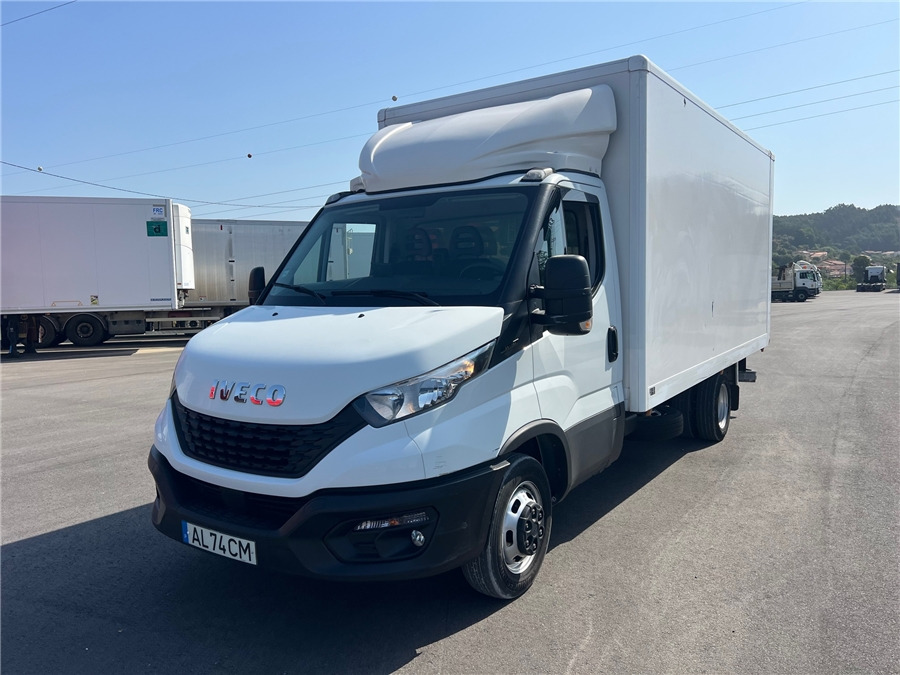 Iveco 35C16H - Camion fourgon: photos 1 Iveco 35C16H - Camion fourgon: photos 1