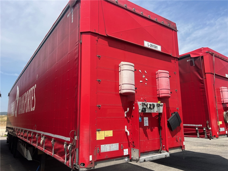 SCHMITZ CARGOBULL SCB-S3T TETO ELEVAR - Semi-remorque rideaux coulissants: photos 2 SCHMITZ CARGOBULL SCB-S3T TETO ELEVAR - Semi-remorque rideaux coulissants: photos 2