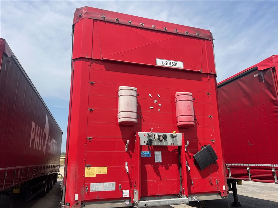 SCHMITZ CARGOBULL SCB-S3T TETO ELEVAR - Semi-remorque rideaux coulissants: photos 5 SCHMITZ CARGOBULL SCB-S3T TETO ELEVAR - Semi-remorque rideaux coulissants: photos 5