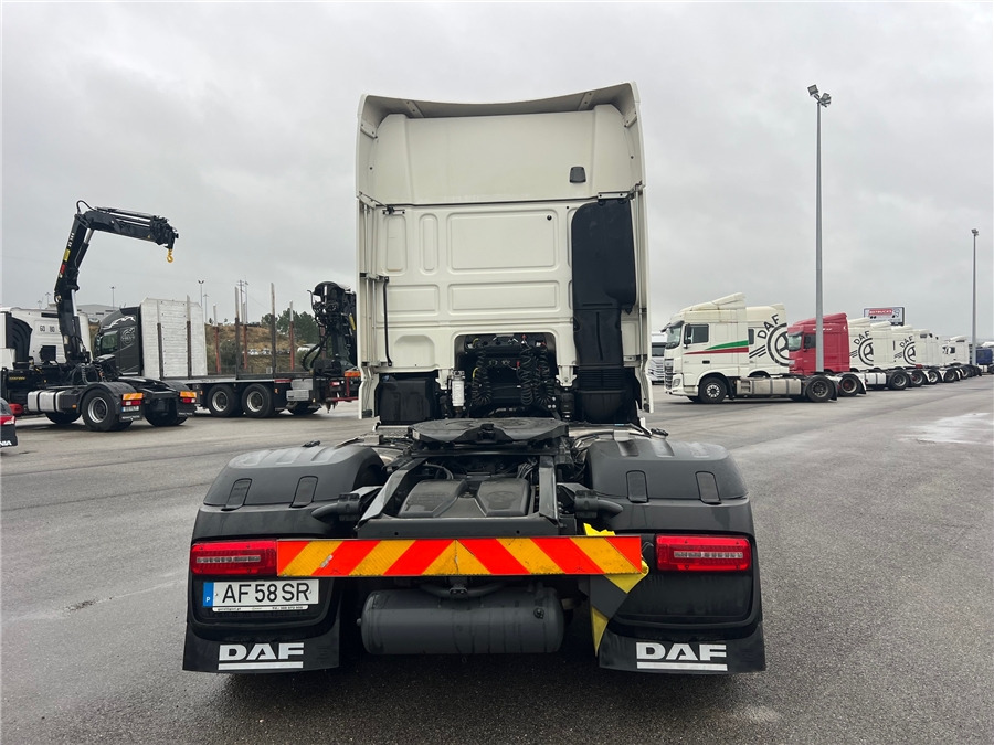 DAF XF 530 Retarder / Airparkoll - Tracteur routier: photos 5 DAF XF 530 Retarder / Airparkoll - Tracteur routier: photos 5