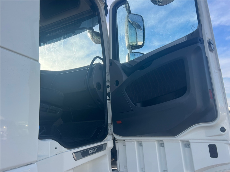Tracteur routier DAF XF 530 Retarder / Airparkoll: photos 15 Tracteur routier DAF XF 530 Retarder / Airparkoll: photos 15