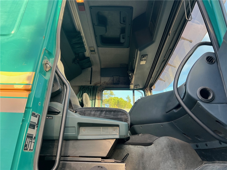 Tracteur routier DAF XF95/480 Manual gear: photos 14