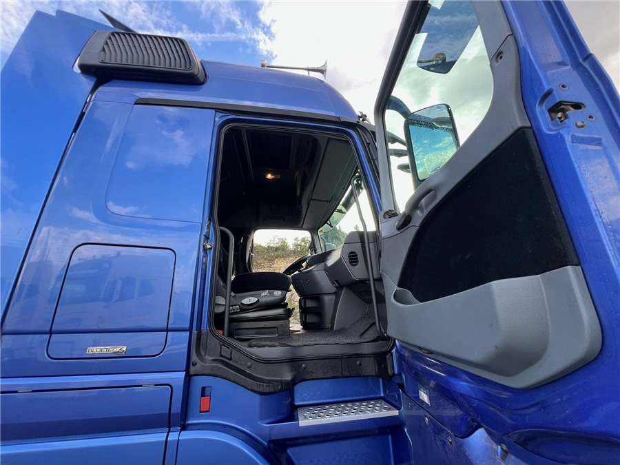 Tracteur routier MERCEDES-BENZ Actros 1841: photos 18