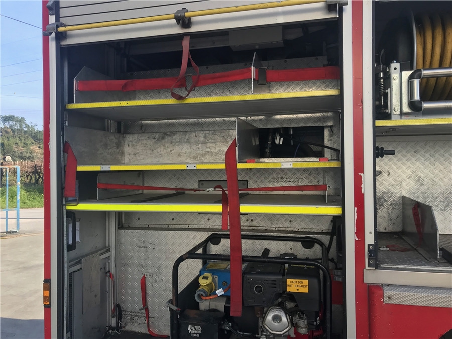 Camion de pompier Volvo FM 340 FIRE TRUCK: photos 8 Camion de pompier Volvo FM 340 FIRE TRUCK: photos 8