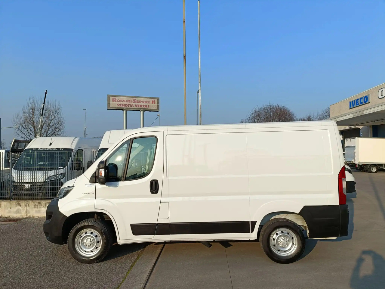 FIAT DUCATO L1H1 140 - Fourgon utilitaire: photos 5 FIAT DUCATO L1H1 140 - Fourgon utilitaire: photos 5