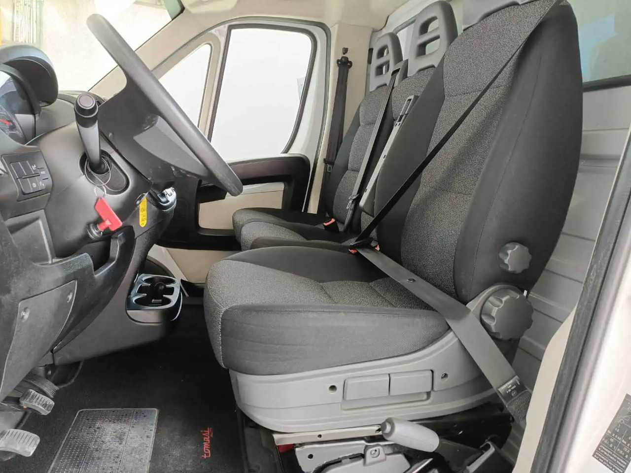 Fourgon grand volume FIAT DUCATO MAXI: photos 15