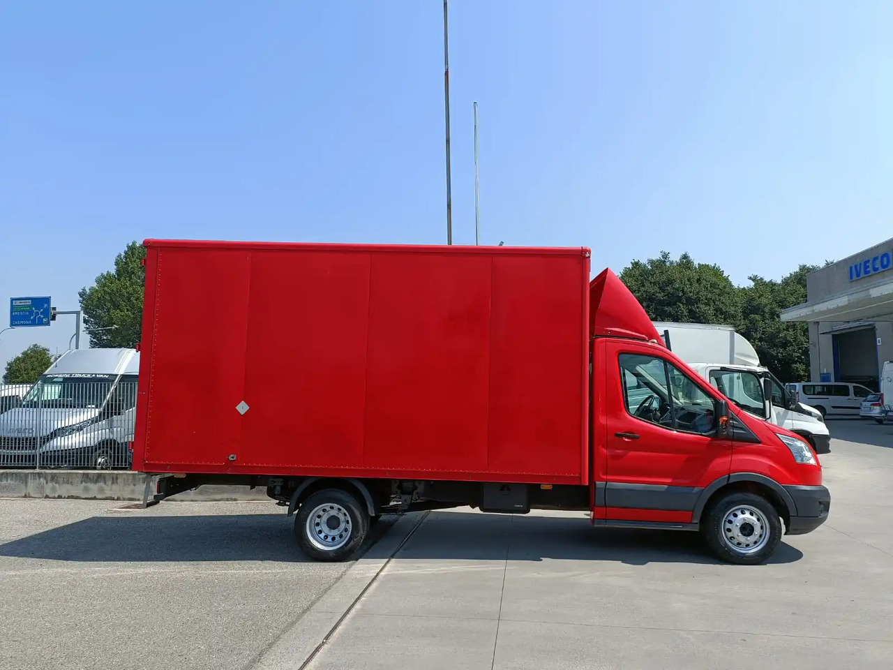 FORD TRANSIT FURGONATO BOX - Fourgon grand volume: photos 2 FORD TRANSIT FURGONATO BOX - Fourgon grand volume: photos 2
