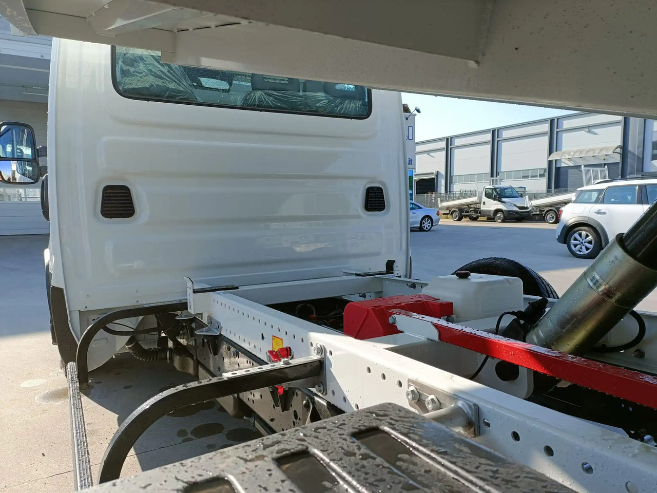 IVECO DAILY 35C16 NUOVO 3.0 cc MOD: 2025 RIBALTABILE - Utilitaire benne: photos 5 IVECO DAILY 35C16 NUOVO 3.0 cc MOD: 2025 RIBALTABILE - Utilitaire benne: photos 5