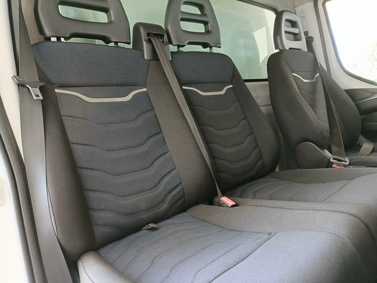 Utilitaire frigorifique IVECO DAILY 35C18 FRCX 10/2025: photos 15