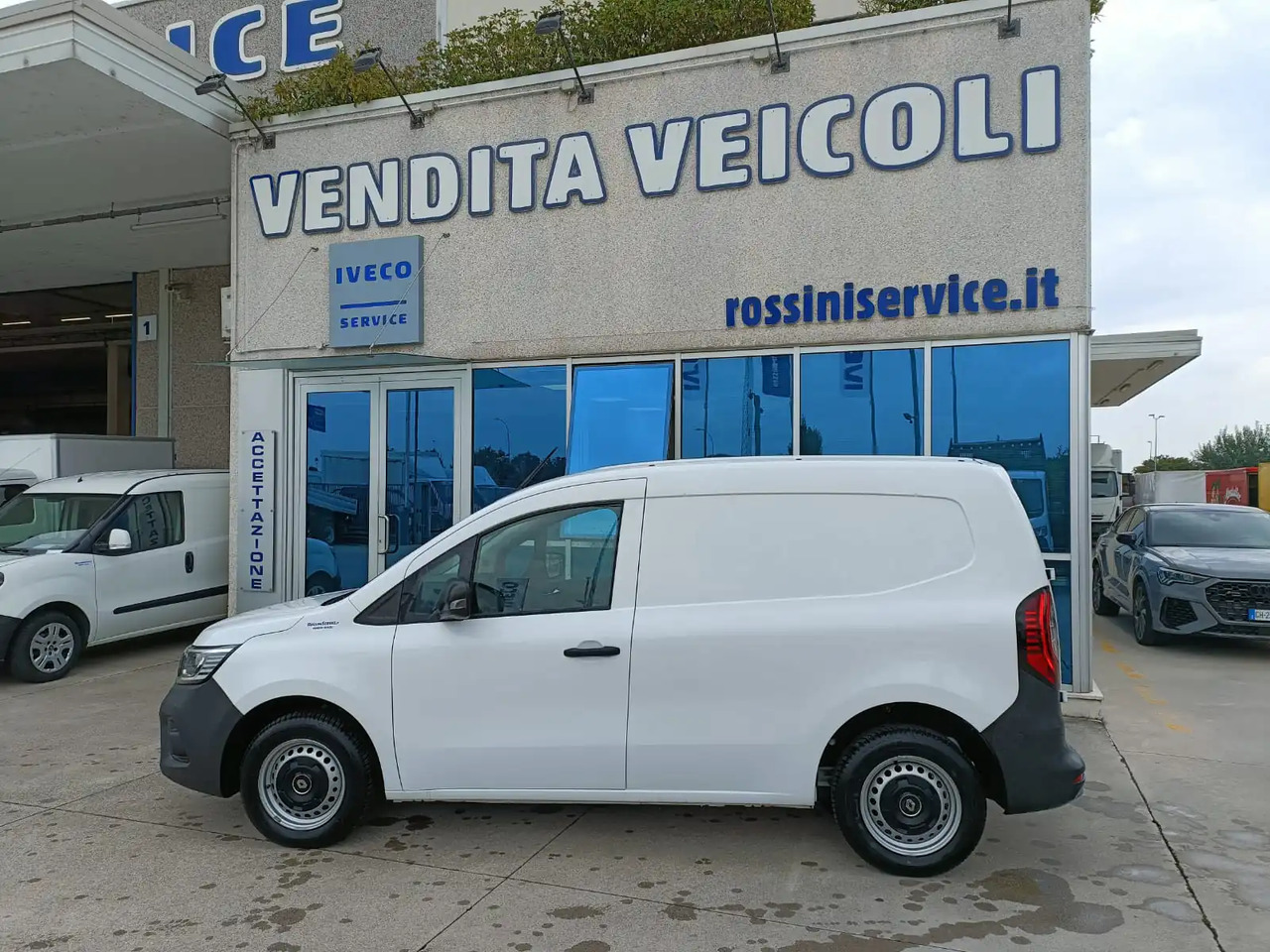 RENAULT KANGOO EV45 – 100% ELETTRICO - Fourgon utilitaire, Utilitaire électrique: photos 4 RENAULT KANGOO EV45 – 100% ELETTRICO - Fourgon utilitaire, Utilitaire électrique: photos 4