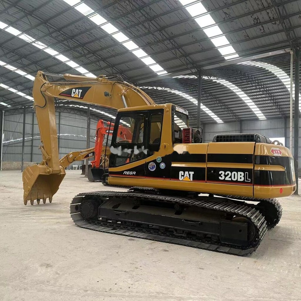 Caterpillar 320BL - Pelle sur chenille: photos 2 Caterpillar 320BL - Pelle sur chenille: photos 2