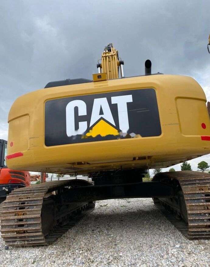Caterpillar 330D2L - Pelle sur chenille: photos 1 Caterpillar 330D2L - Pelle sur chenille: photos 1