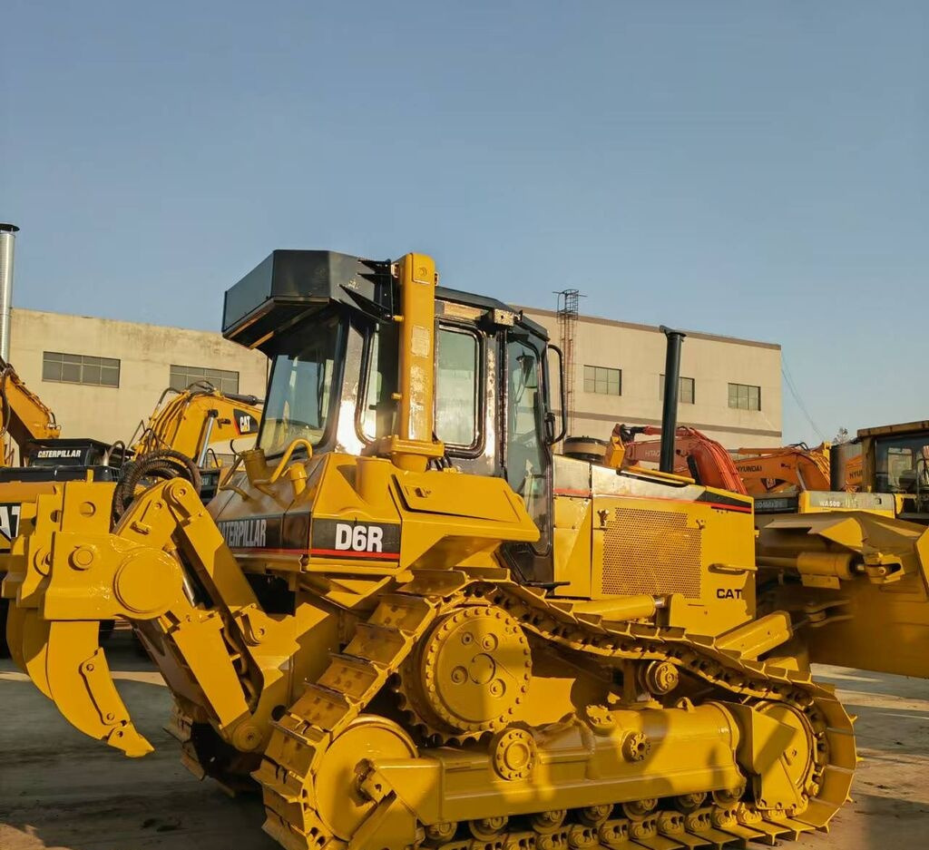 Caterpillar D6R - Bulldozer: photos 2 Caterpillar D6R - Bulldozer: photos 2