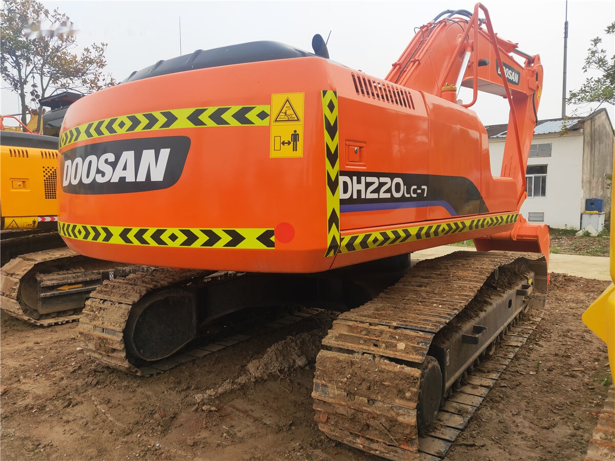 Doosan DH220LC-7 - Pelle sur chenille: photos 1 Doosan DH220LC-7 - Pelle sur chenille: photos 1