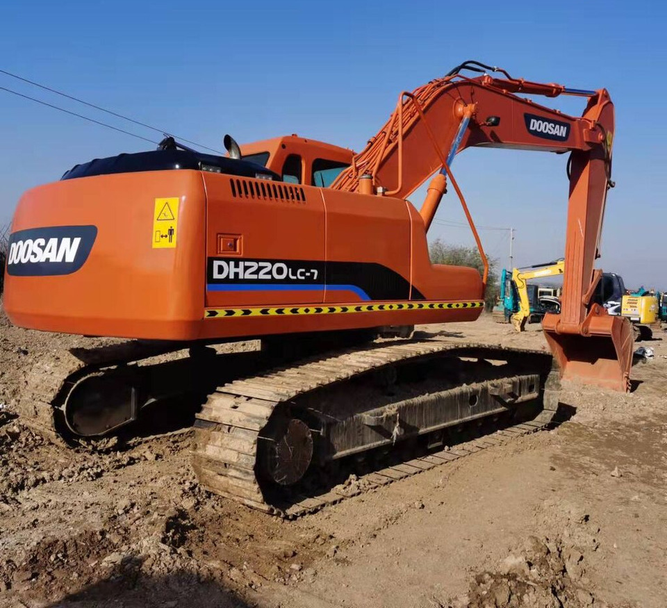 Doosan DH220LC-7 - Pelle sur chenille: photos 4 Doosan DH220LC-7 - Pelle sur chenille: photos 4