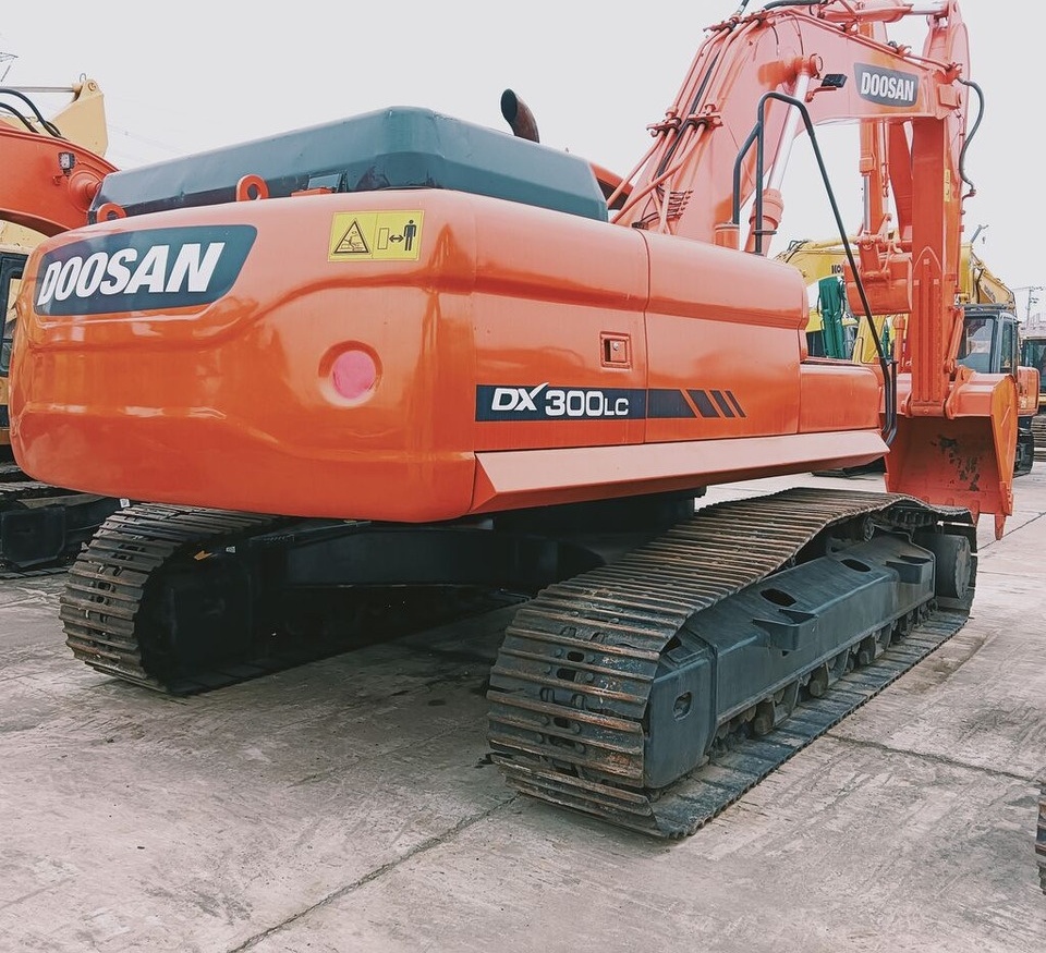 Pelle sur chenille Doosan DX300: photos 6