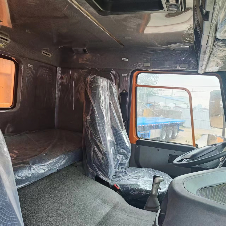 Howo HOWO 8x4 DUMP TRUCK - Camion benne: photos 4 Howo HOWO 8x4 DUMP TRUCK - Camion benne: photos 4