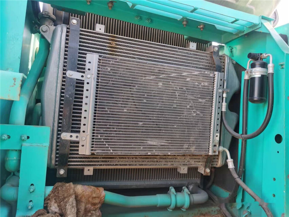 Kobelco SK210 - Pelle sur chenille: photos 1 Kobelco SK210 - Pelle sur chenille: photos 1