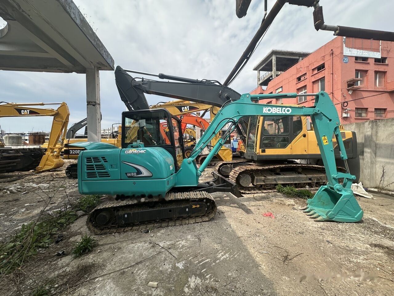 Kobelco SK60 - Mini pelle: photos 4 Kobelco SK60 - Mini pelle: photos 4
