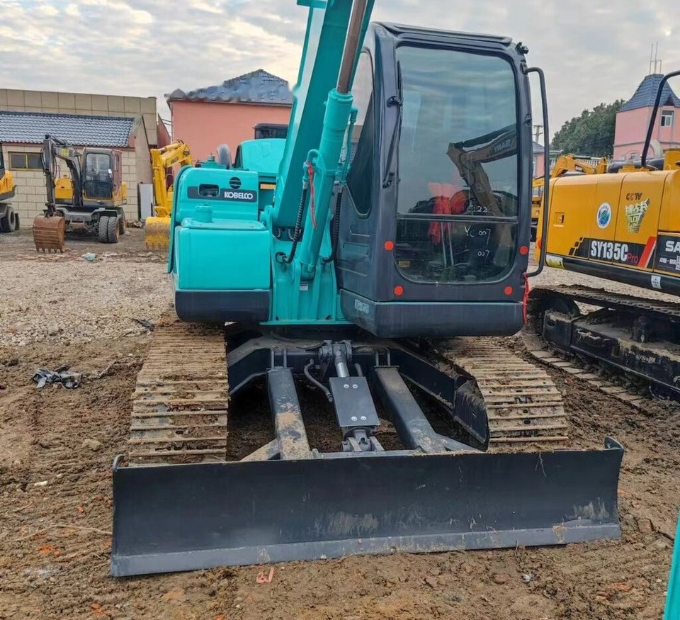 Kobelco SK75 - Mini pelle: photos 3 Kobelco SK75 - Mini pelle: photos 3