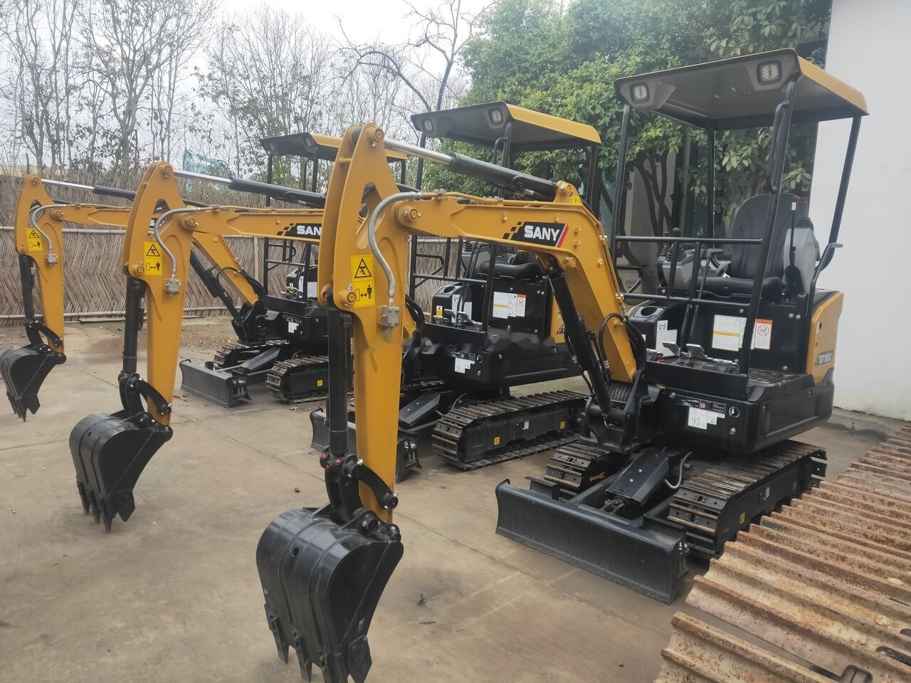 Sany SY16C - Mini pelle: photos 3 Sany SY16C - Mini pelle: photos 3