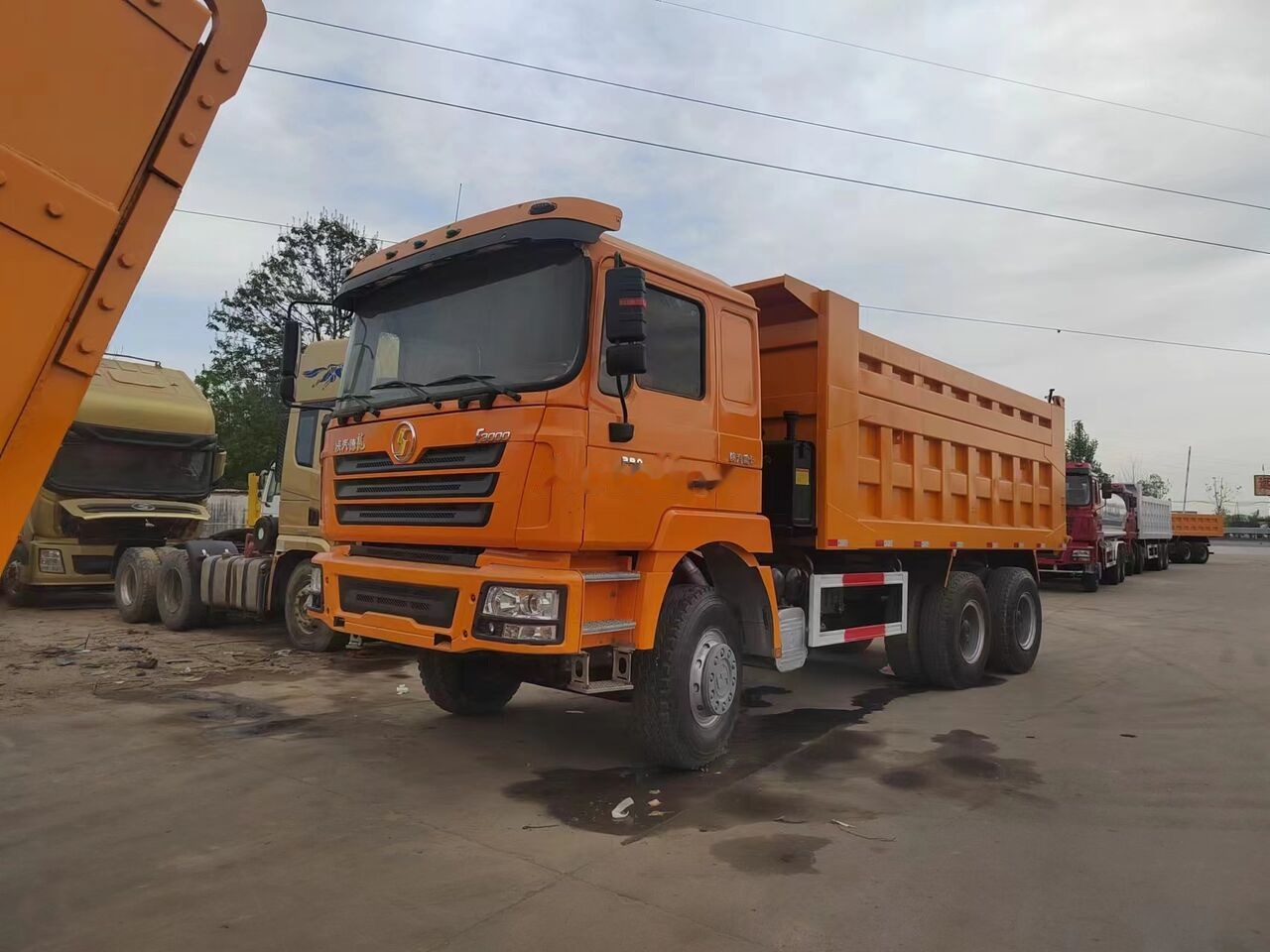 Shacman F3000 - Camion benne: photos 4 Shacman F3000 - Camion benne: photos 4