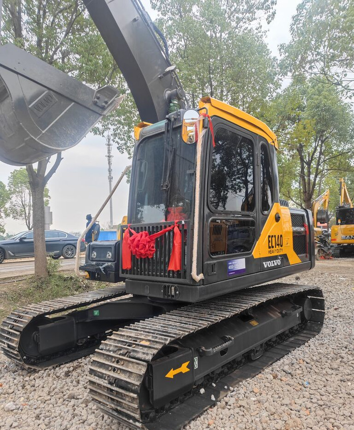 Volvo EC140DL - Pelle sur chenille: photos 5 Volvo EC140DL - Pelle sur chenille: photos 5