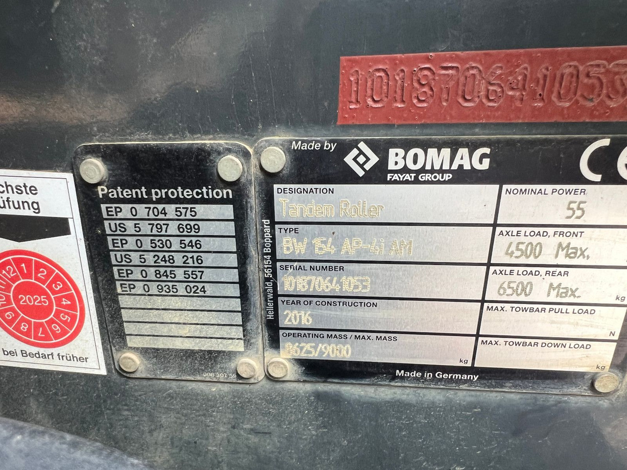 Rouleau compresseur BOMAG BW 154 AP-4 AM mit Splitstreuer: photos 9
