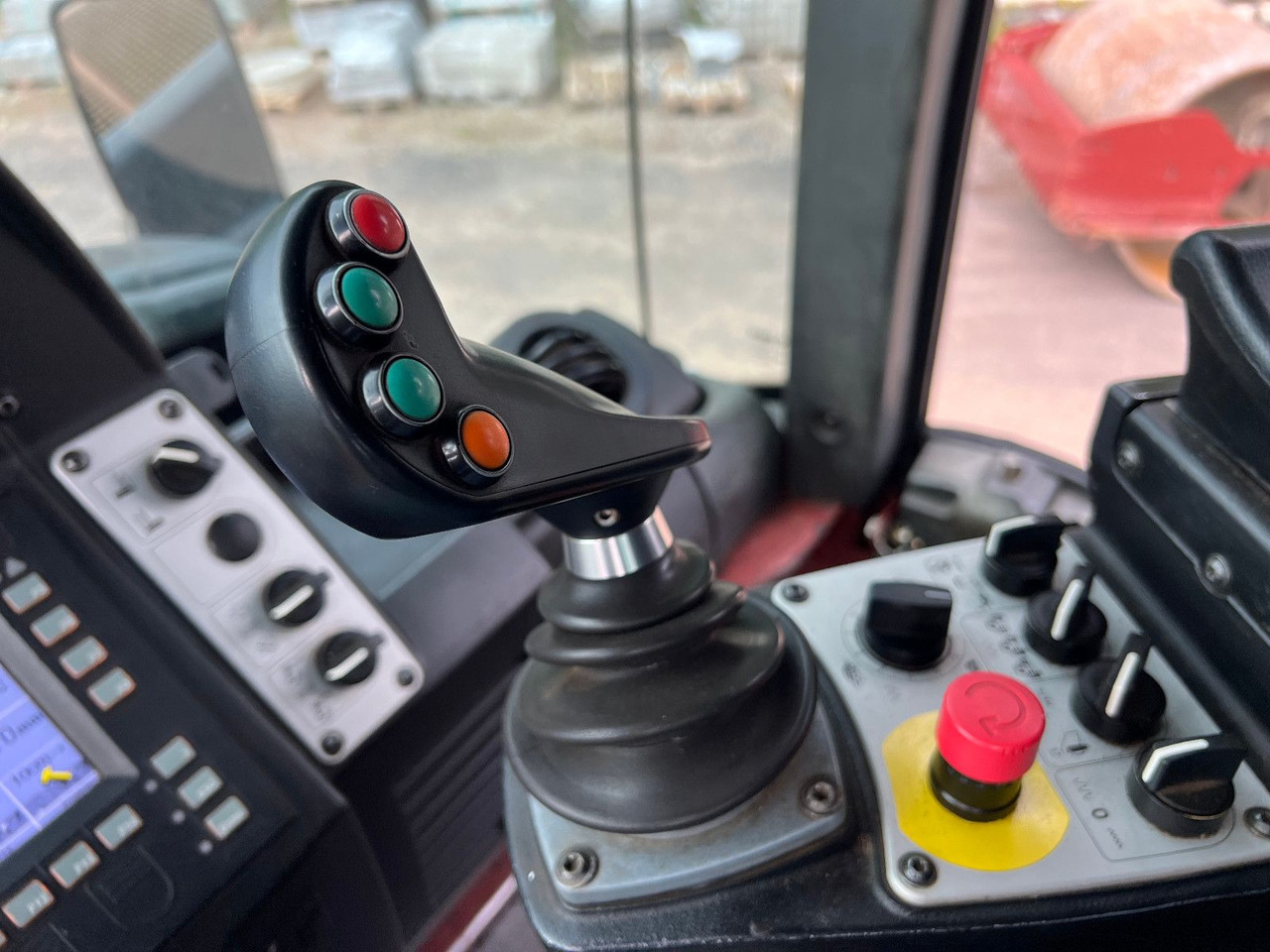 Rouleau compresseur BOMAG BW 154 AP-4 AM mit Splitstreuer: photos 8