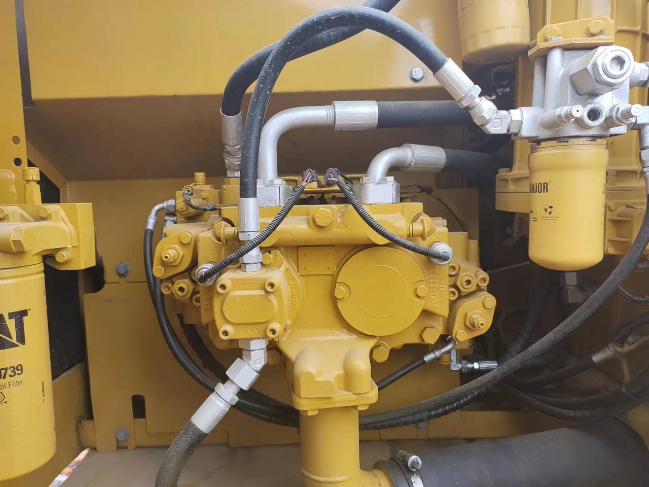 CAT 320D - Pelle sur chenille: photos 5 CAT 320D - Pelle sur chenille: photos 5