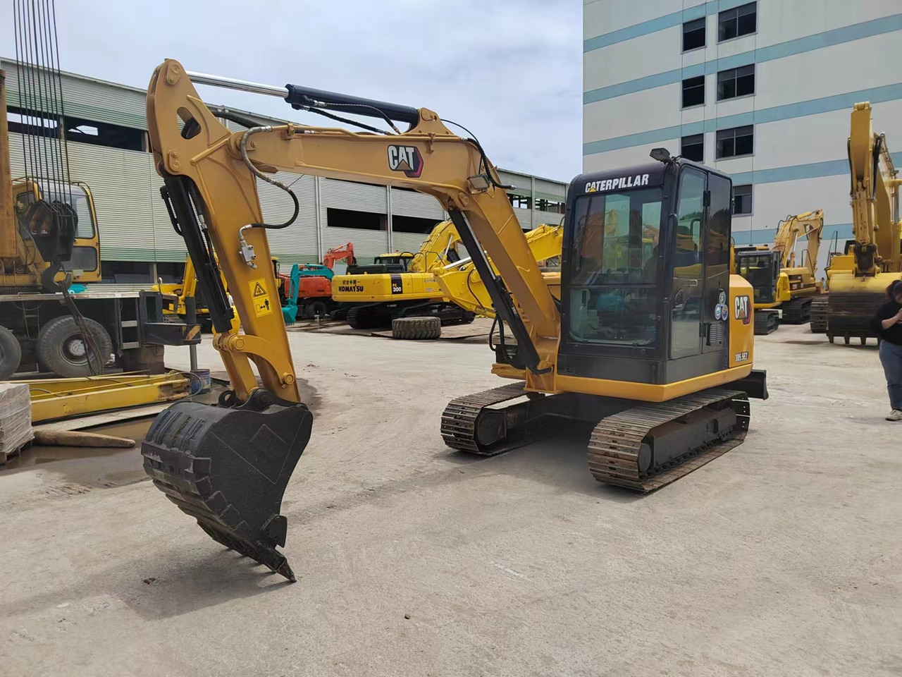 CATERPILLAR 305.5E2 - Mini pelle: photos 2 CATERPILLAR 305.5E2 - Mini pelle: photos 2