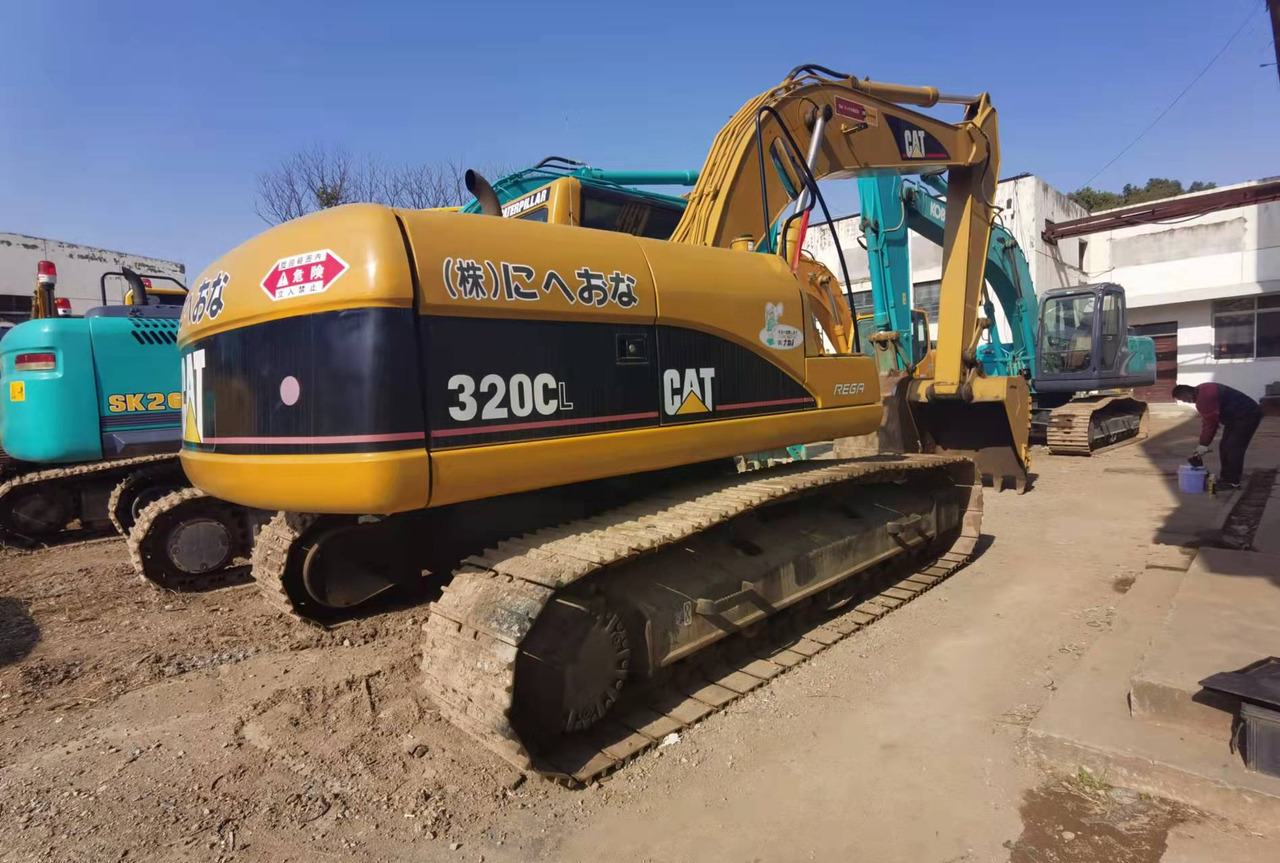 CATERPILLAR 320C - Pelle sur chenille: photos 1 CATERPILLAR 320C - Pelle sur chenille: photos 1