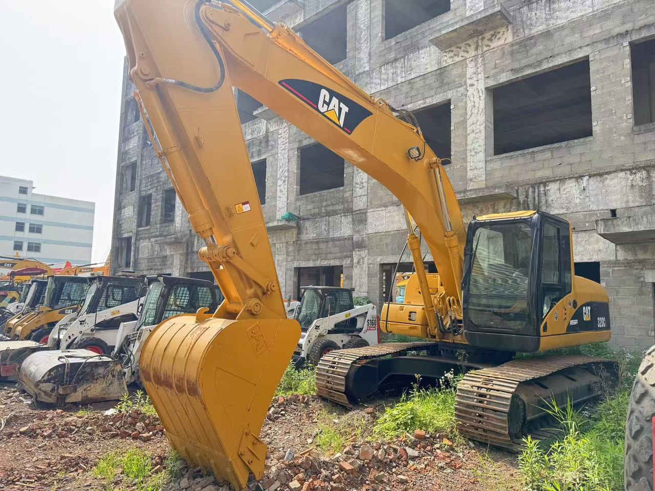 CATERPILLAR 320CL CAT - Pelle sur chenille: photos 1 CATERPILLAR 320CL CAT - Pelle sur chenille: photos 1