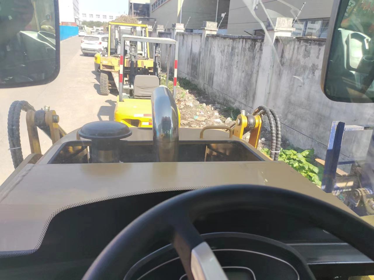 CATERPILLAR 420F - Tractopelle: photos 4 CATERPILLAR 420F - Tractopelle: photos 4