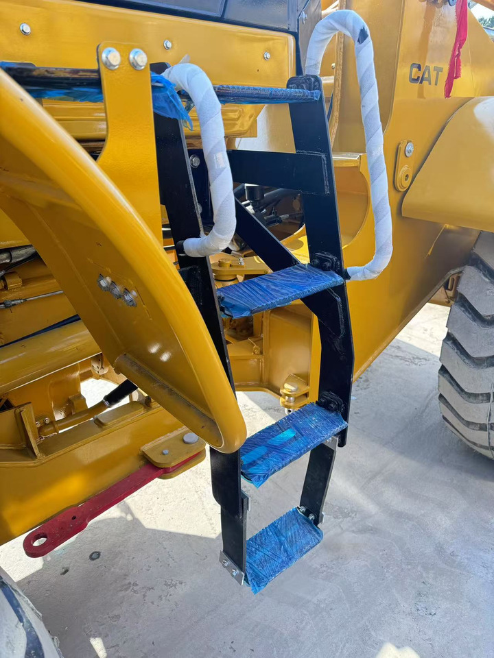 Chargeuse sur pneus CATERPILLAR 966H: photos 6