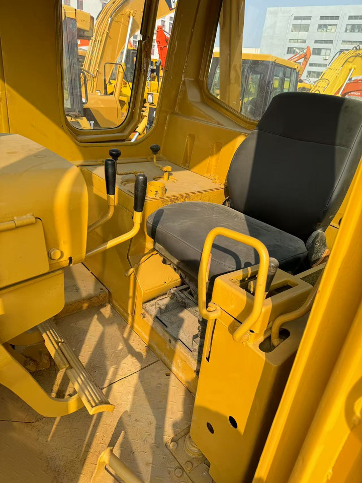 CATERPILLAR D7G - Bulldozer: photos 3 CATERPILLAR D7G - Bulldozer: photos 3