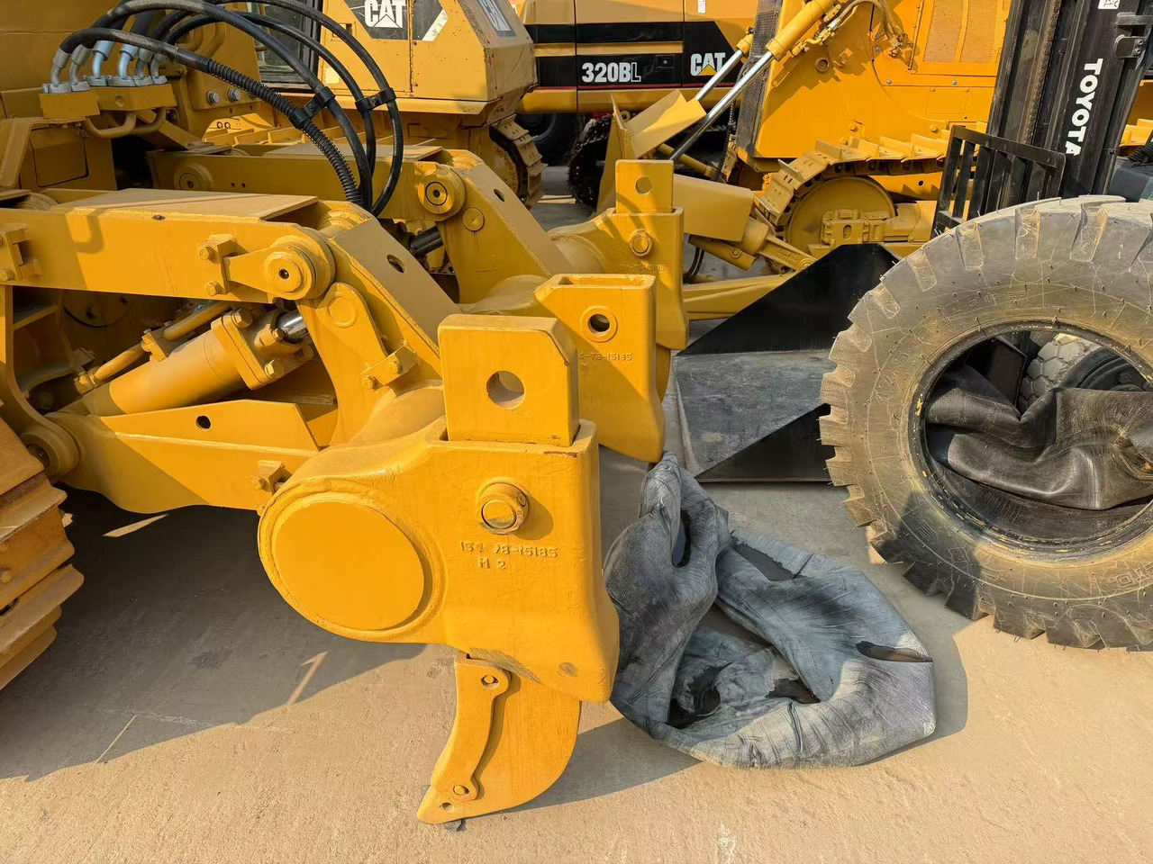 CATERPILLAR D7G - Bulldozer: photos 5 CATERPILLAR D7G - Bulldozer: photos 5