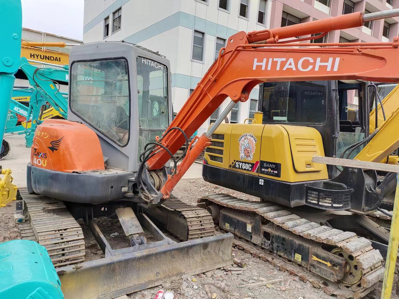 HITACHI ZX40U - Mini pelle: photos 4 HITACHI ZX40U - Mini pelle: photos 4
