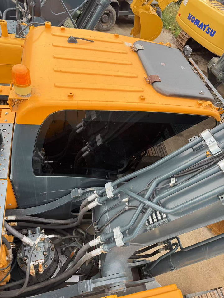 Pelle sur chenille HYUNDAI R220LC-9S: photos 7 Pelle sur chenille HYUNDAI R220LC-9S: photos 7