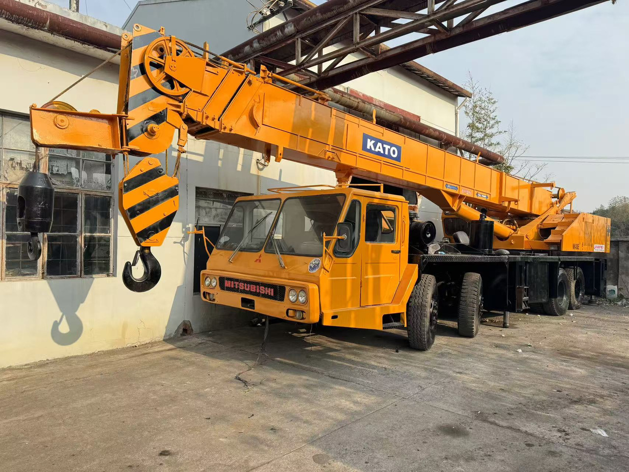 KATO NK400E - Grue mobile: photos 1 KATO NK400E - Grue mobile: photos 1