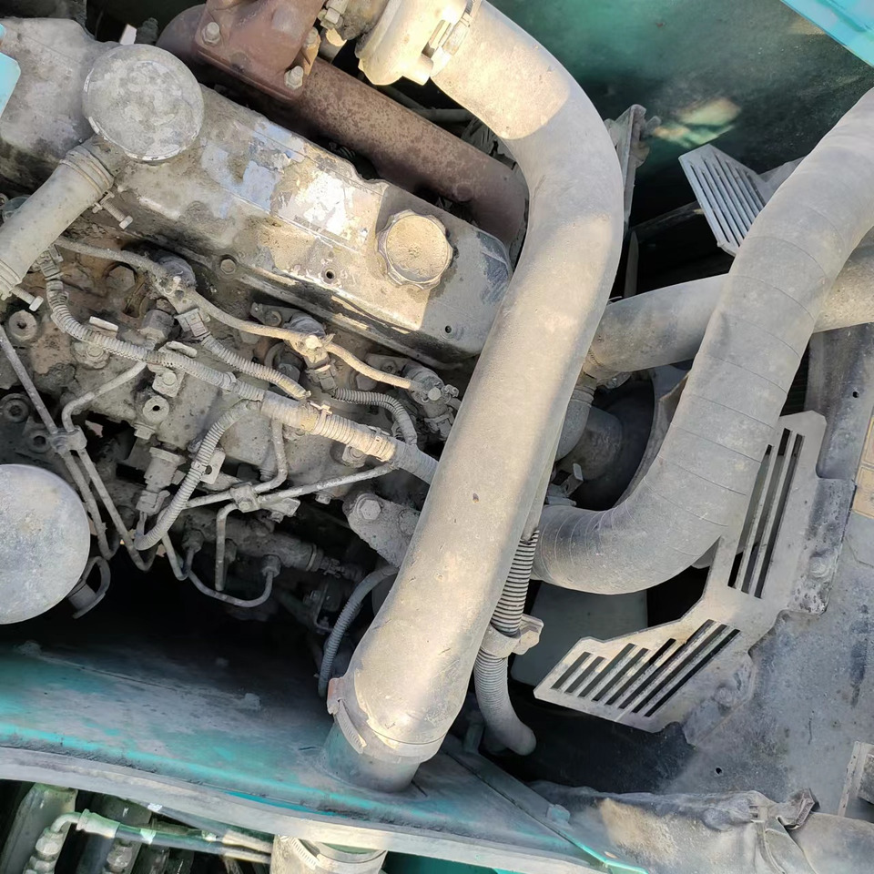 KOBELCO SK140LC-8 - Pelle sur chenille: photos 5 KOBELCO SK140LC-8 - Pelle sur chenille: photos 5