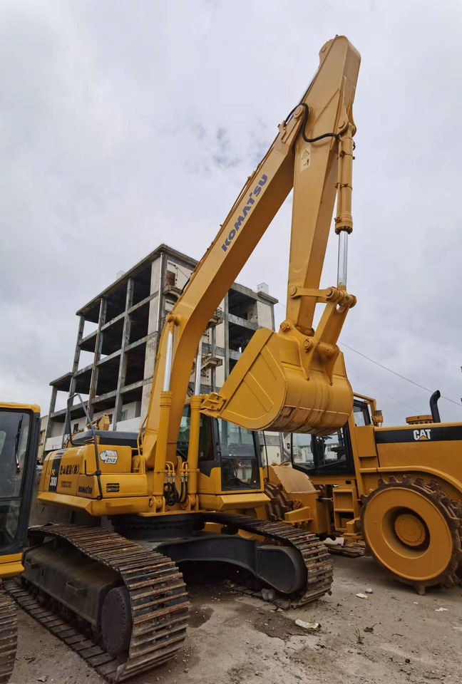 KOMATSU PC300-7 - Pelle sur chenille: photos 3 KOMATSU PC300-7 - Pelle sur chenille: photos 3