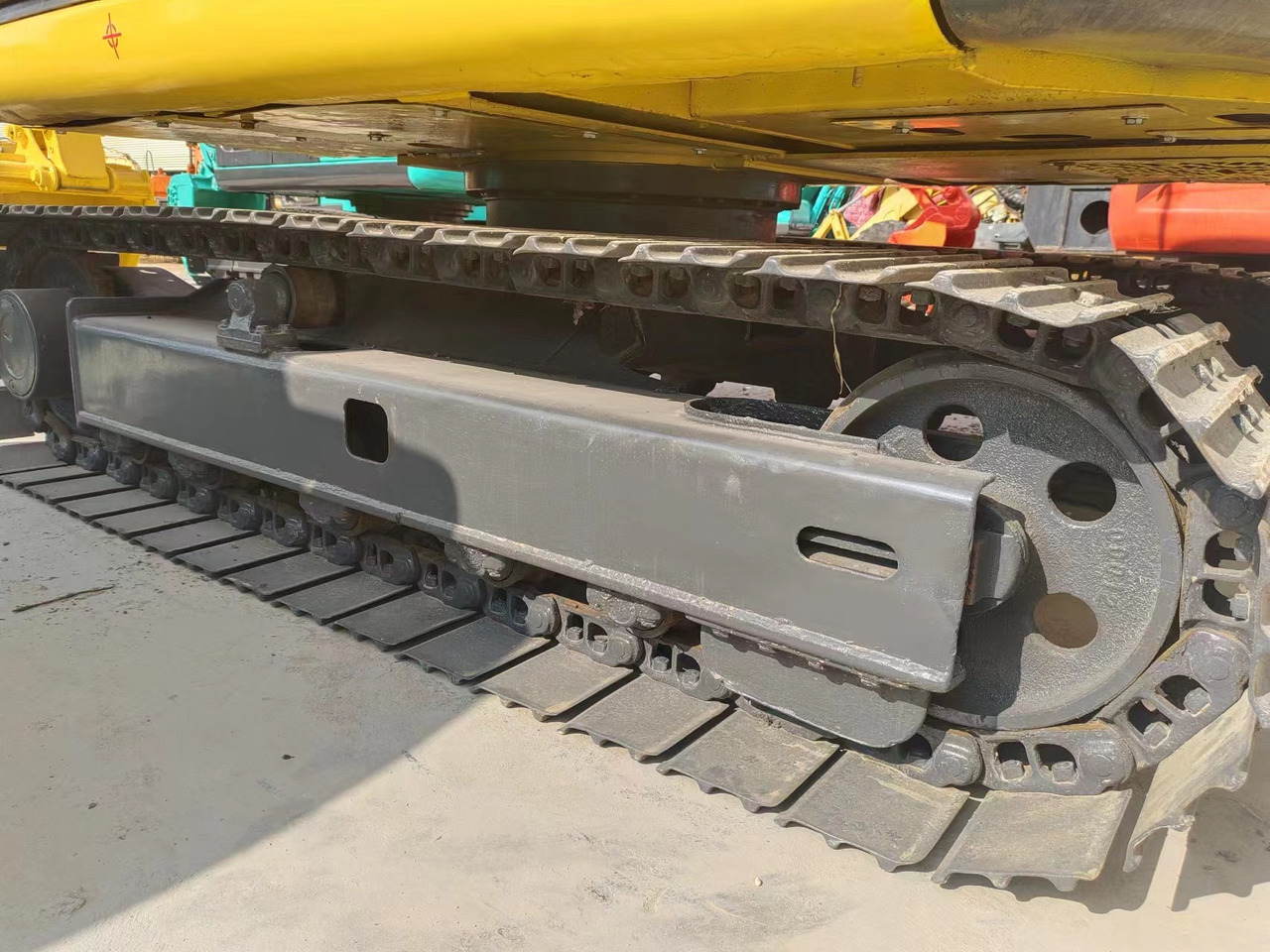 KOMATSU PC60-8 - Mini pelle: photos 5 KOMATSU PC60-8 - Mini pelle: photos 5