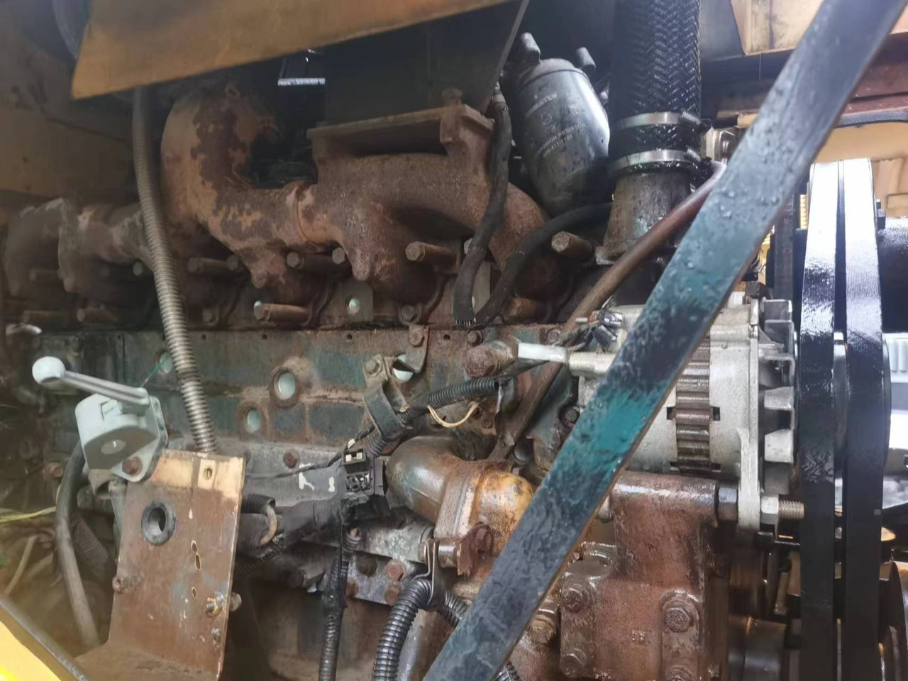 KOMATSU WA470 - Chargeuse sur pneus: photos 4 KOMATSU WA470 - Chargeuse sur pneus: photos 4