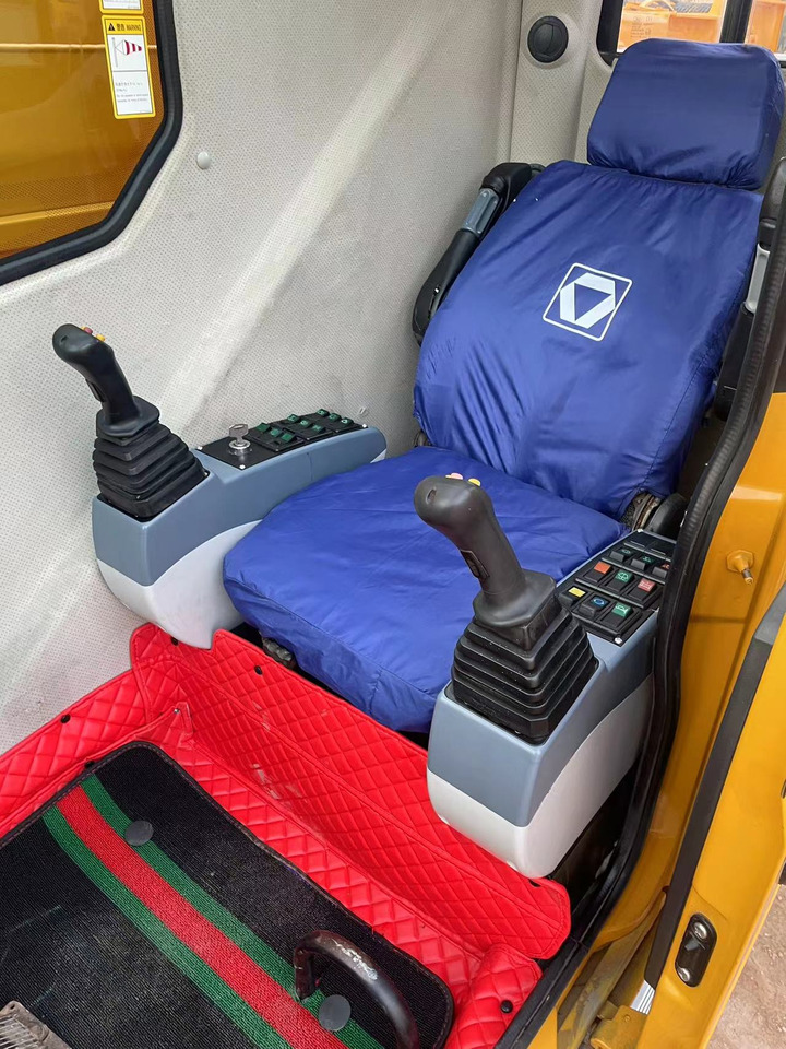 XCMG QY70K - crédit-bail XCMG QY70K: photos 8 XCMG QY70K - crédit-bail XCMG QY70K: photos 8