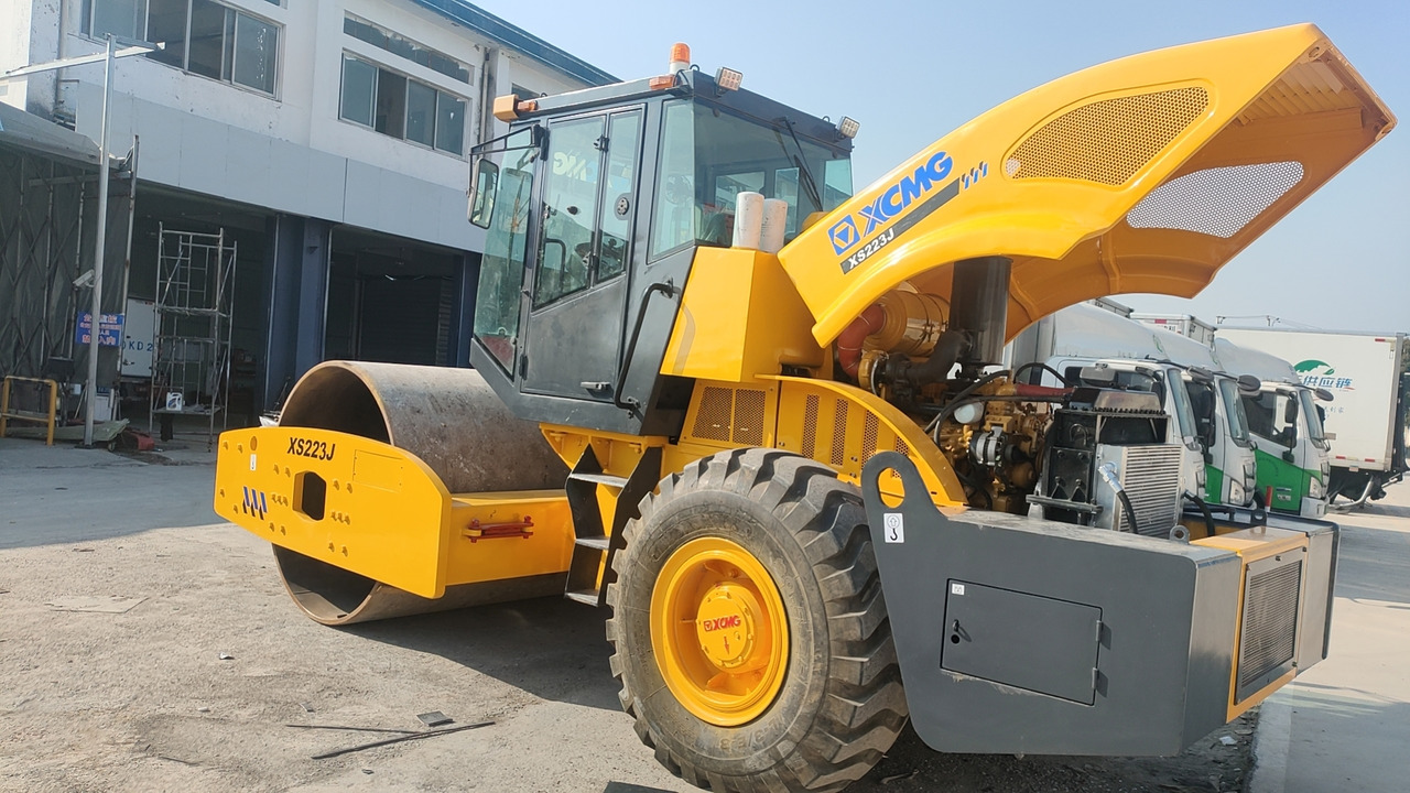XCMG XS223J - Rouleau compresseur: photos 4 XCMG XS223J - Rouleau compresseur: photos 4