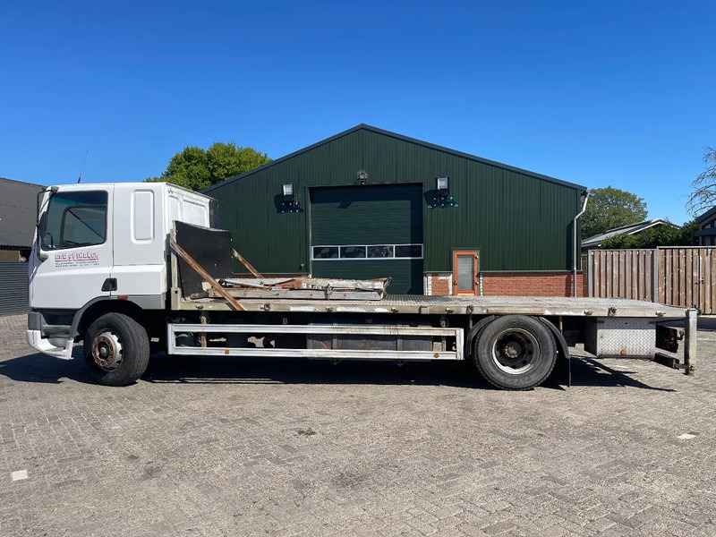DAF 75.300 FLATBED TRUCK - Camion plateau: photos 5 DAF 75.300 FLATBED TRUCK - Camion plateau: photos 5
